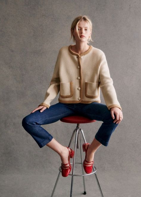 Ciara Trousers - Indigo - Organic Cotton - Sézane Red Mary Janes Outfit, Sezane Outfit, Mary Janes Outfit, Red Mary Janes, Preppy Fall Outfits, Outfit Inspiration Women, Style Parisienne, Preppy Fall, Paris Mode