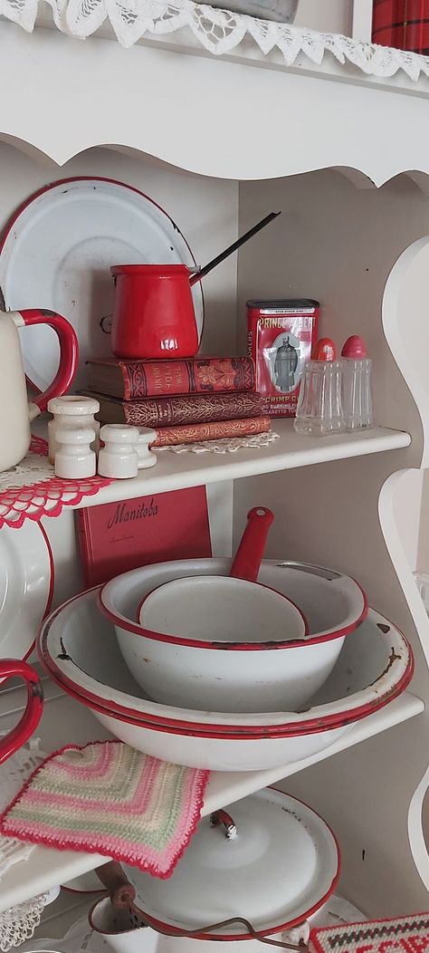 Vintage Enamelware Decor, Red And White Enamelware, Enamelware Decor, January Decorations, Cottagecore Room, Red And White Kitchen, Cottagecore Room Decor, Everything Country, Farmhouse Decor Kitchen