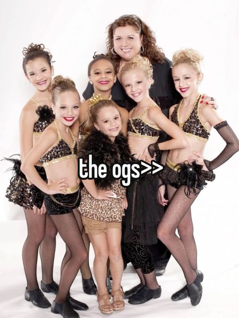 whos your favorite dance moms girl?||owner 2💌 Camryn Dance Moms, Brooke Hyland Dance Moms, Dance Moms Jojo, Dance Moms Sophia, Dance Moms Pyramid, Moms Girl, Dance Moms Memes, Dance Moms Facts, Brooke Hyland