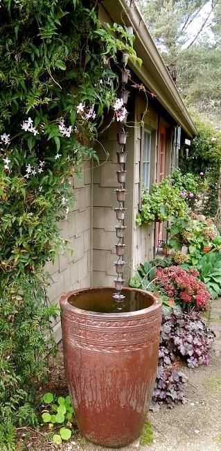 Modern Rain Chains, Gutter Chains, Rain Chain Installation, Copper Rain Chains, Landscape Layout, Rain Chains, Outdoor Landscape, Rain Chain, Water Collection