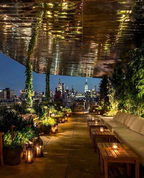 The Roof — opulist Public Hotel New York, Public Hotel Nyc, Hamptons Trip, Rooftop Bar Design, Ian Schrager, Hotel Rooftop Bar, Terrace Bar, Rooftop Bars Nyc, Hotel Rooftop