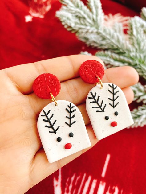 Xmas Earrings, Etsy Shop Branding, Earring Inspiration, Clay Christmas, Handmade Clay Jewelry, Christmas Clay, Polymer Clay Christmas, Polymer Earrings, Polymer Clay Jewelry Diy