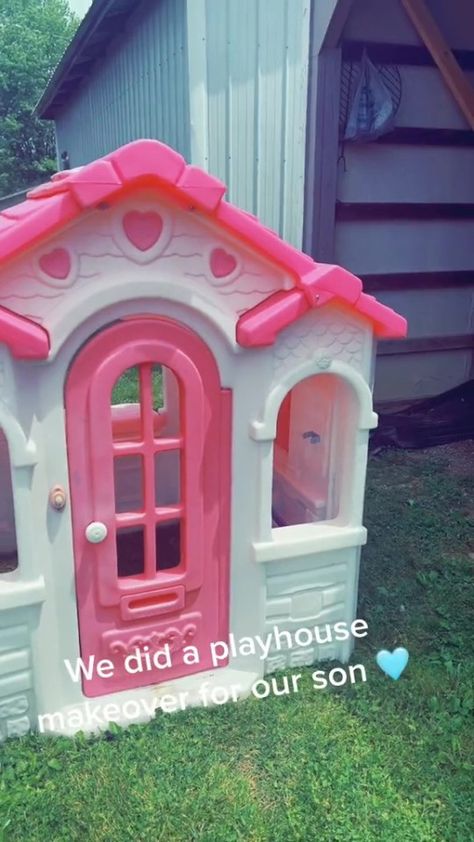 A SAVVY mum has shared how she transformed a grotty playhouse into a play den for her son on a budget. Vanna turned the Barbie pink playhouse into an adorable grey and green cottage for her tot. Sharing the transformation on social media, she revealed she bagged the playhouse for a bargain at £40 from […] Step 2 Sweetheart Playhouse Makeover, Step 2 Playhouse Makeover, Pink Playhouse, Plastic Playhouse, Textured Spray Paint, Green Cottage, Brick Detail, Life On A Budget, Grey And Green