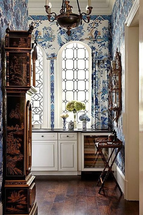 The Green Room Interiors Chattanooga, TN Interior Decorator Designer: Here's Why I Think Chinoiserie is Timeless Chic Architecture, Blue And White Wallpaper, Blue White Decor, Enchanted Home, Chinoiserie Wallpaper, Chinoiserie Chic, Asian Decor, Butler's Pantry, Blue Rooms