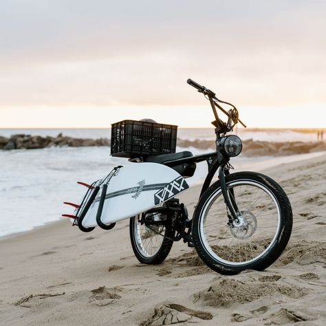 In need of a winter surf session? No problem! We have all the gear needed to transport and transform your ride 🏄 Check it out our EBC Surf Board Rack on our website. #Ebike #fallforEBC #ElectricBikeCompany Surf Board Rack, Winter Surf, Bmx Handlebars, Board Rack, Photoshoot Locations, Lights Black, Bike Rental, Surf Board, Black Chain