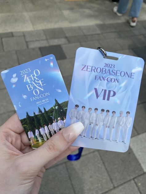 ZEROBASEONE FAN-CON badge Zerobaseone Concert, Zb1 Concert, Zb1 Aesthetic, Zerobaseone Aesthetic, Concert Bags, I Get Money, 2025 Vision, Aesthetic Kpop, Concert Tickets