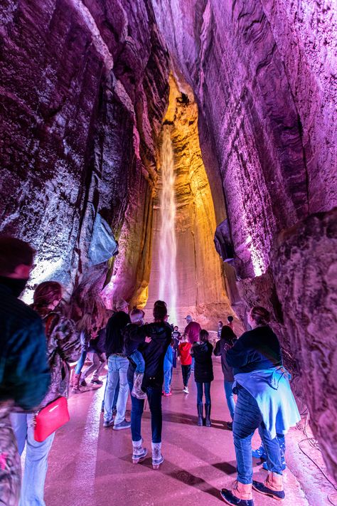 Ruby Falls Tennessee, Usa Travel Bucket List, Tennessee Waterfalls, Ruby Falls, Fall Lanterns, Montana National Parks, Climbing Tower, Tennessee River, Travel Bucket List Usa