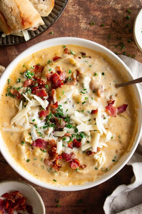 Copycat Outback Loaded Baked Potato Soup Recipe Half Baked Harvest Potato Soup, The Best Loaded Potato Soup, Soup Potatoes Recipes, Easy Comfort Desserts, Delicious Crockpot Soups, Bacon Potato Soup Recipe, Meal With Bacon, Meal Ideas With Bacon, Copycat Outback Potato Soup