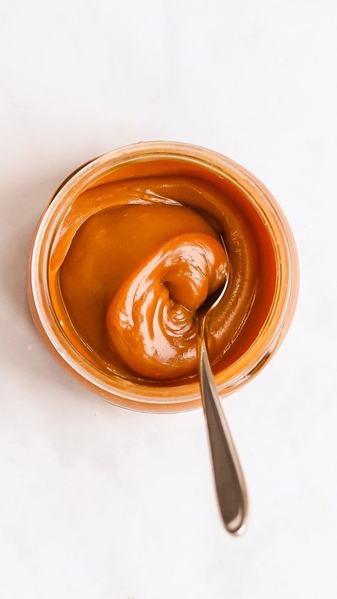 theketodietapp on Instagram: The best Keto Caramel Sauce you will ever make! Make it runny to drizzle over some keto ice cream, or thick caramel for delicious candy… Caramel Aesthetic, Keto Caramel Sauce, Almond Caramel, Keto Caramel, Wall Colours, Keto Ice Cream, Caramel Sauce, Salted Caramel, Master Class