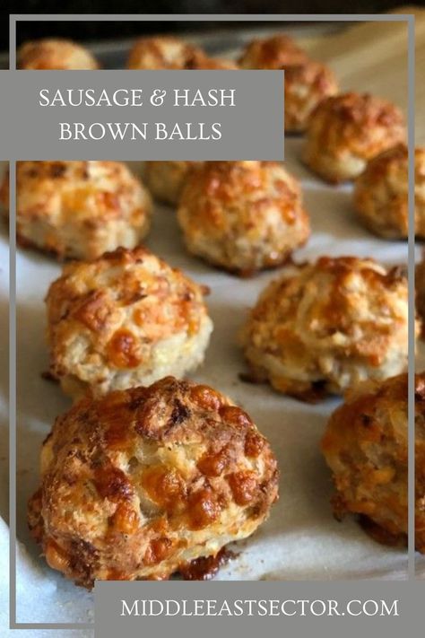 Sausage & Hash Brown Balls – mix together and freezer for a quick snack. Always a HUGE HIT! Can freeze for later. Great for breakfast or at parties. There are… Hash Brown Sausage Balls, Sausage Ball Recipe, Baked Hashbrowns, Sausage Ball, Sausage Balls Bisquick, Frozen Hash Browns, Cream Cheese Sausage Balls, Sausage Balls Recipe, Sausage Hash