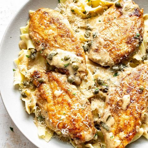 Natasha Bull | Salt & Lavender on Instagram: “Lemon chicken piccata served over buttered egg noodles is what dreams are made of! This melt-in-your-mouth chicken recipe can be on your…” Buttered Egg Noodles, Entertaining Meals, Chicken Piccata Pasta, Lemon Chicken Piccata, Chicken And Pasta, Piccata Recipe, Chicken Piccata Recipe, Chicken Receipes, Creamy Lemon Chicken