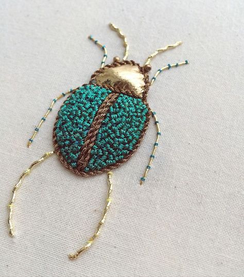 I Create Embroidered Art Inspired By Entomology And Botanical Illustrations | Bored Panda Bugs Embroidery, Tambour Beading, Gold Work Embroidery, Embroidered Art, Botanical Illustrations, Gold Work, Sewing Art, Embroidery Techniques, Diy Embroidery