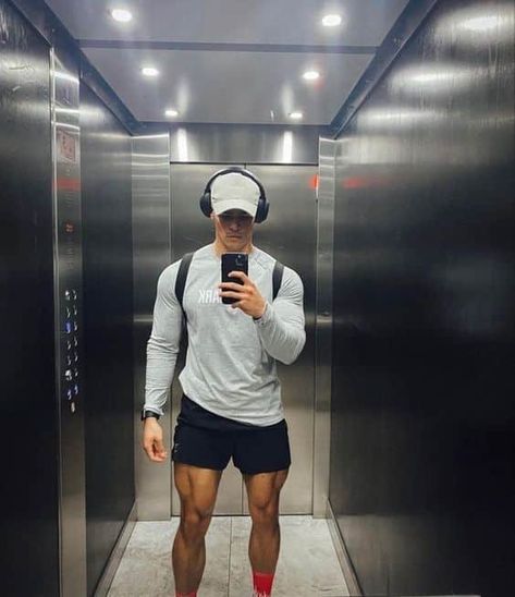 Consider Me By Becka Mack, Workout Outfits Men, Mens Workout Outfits, Mens Gym Outfits, Gym Fits Men, Becka Mack, Sporty Outfits Men, Gym Outfit Men, Mens Casual Outfits Summer