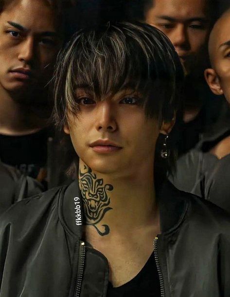 Nijiro Murakami, Emo Men, Nijirô Murakami, Snk Cosplay, Japanese Boy, Japanese Men, Pretty Men, Asian Men, Live Action