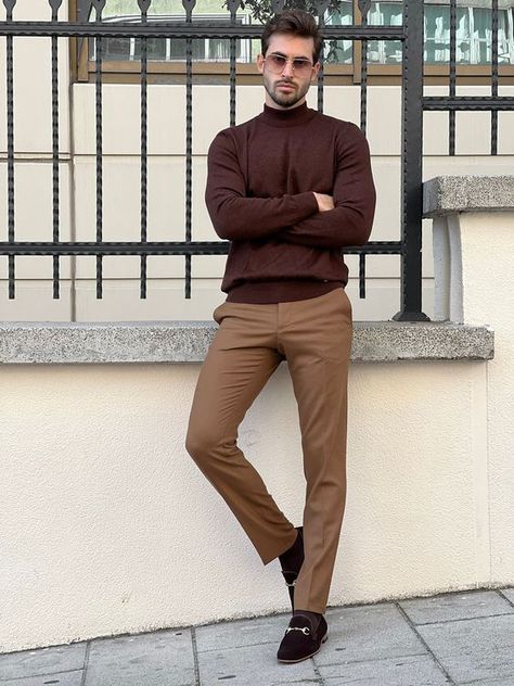 Brown Fashion Essentials: Men's Guide to Elegant & Casual Styles Brown Outfits For Men, Brown Turtleneck Outfit, Mens Turtleneck Outfits, Turtle Neck Outfit Men, Turtleneck Outfit Men, Wedding Guest Outfit Men, Casual Look For Men, Turtleneck Outfits, Sweater Outfits Men