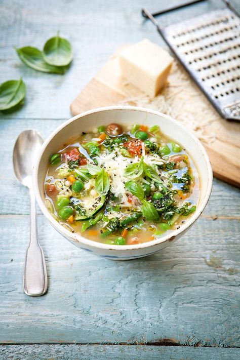 Sardinian Minestrone - Recipes - Hairy Bikers Minestrone Soup Recipe, Parmesan Rind, Veggie Dinner, Small Pasta, Minestrone Soup, Soup And Stew, Vegan Soups, Recipe Roundup, Soup And Sandwich