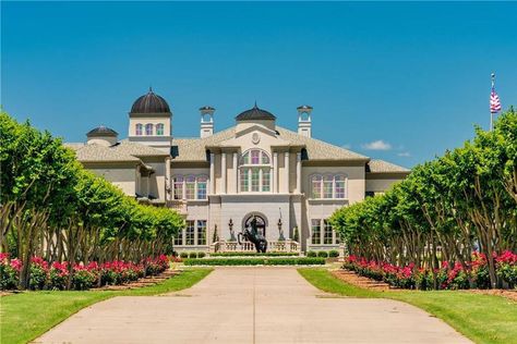 Arkansas: $10.9 Million - These Are The Most Expensive Homes For Sale In Every Southern State - Southernliving. If you're in the market for an award-winning pool, check out this Mediterranean oasis in Fort Smith. Located at 9221 Moody Road, the 18,367-square-foot estate has Baccarat chandeliers, marble floors, a custom theatre, and a gentleman's card room so you can sip on the South's finest bourbon. Fort Smith Arkansas, Double Staircase, Rich Home, Fort Smith, Expensive Houses, Cabins And Cottages, Design Your Home, Maine House, Most Expensive