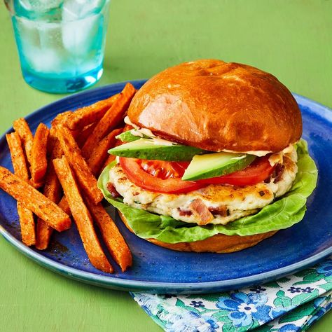 pioneer woman BLT turkey burgers Recipes With Turkey, Easy Spring Cocktails, Classic Blt Sandwich, Fried Tomatoes, Blt Sandwich, Avocado Fries, Turkey Burger Recipes, Spring Dinner, Turkey Burger