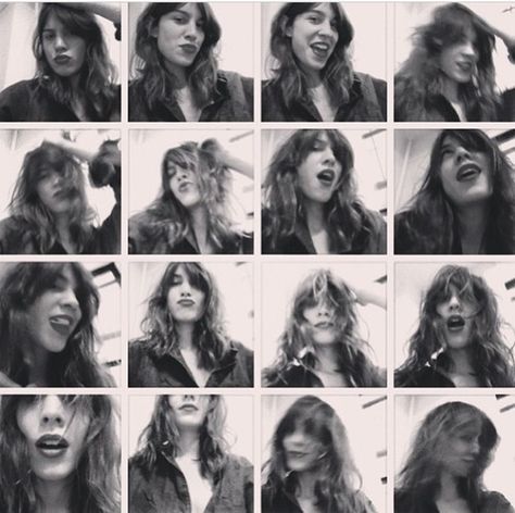 Si Alexa Chung Rockstar Gf, Alexa Chung 2014, Alexa Chung Aesthetic, Alex Chung, Alexa Chung Style, I'm With The Band, Messy Hair, Selfie Time, Alexa Chung