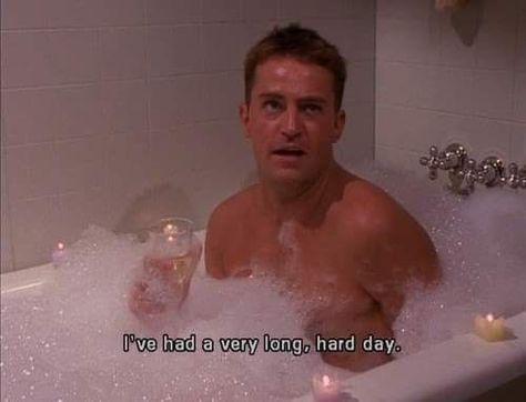 chandler bing friends bathtub scene Chandler Bing Quotes, Chandler Friends, Friends Scenes, Chandler Bing, Friends Characters, Matthew Perry, Hard Days, Friends Show, Time Quotes