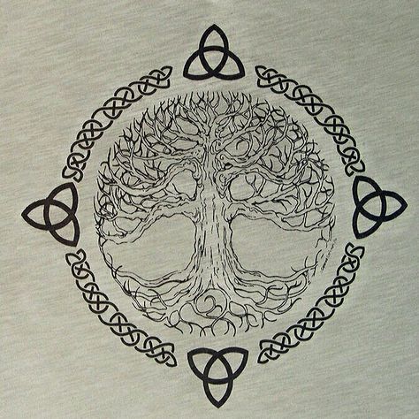 Celtic Tree Of Life Tattoo, Celtic Tree Tattoos, Yggdrasil Tattoo, Arte Viking, Celtic Tattoo, Norse Tattoo, Nordic Tattoo, Tree Of Life Tattoo, Tatuaje A Color