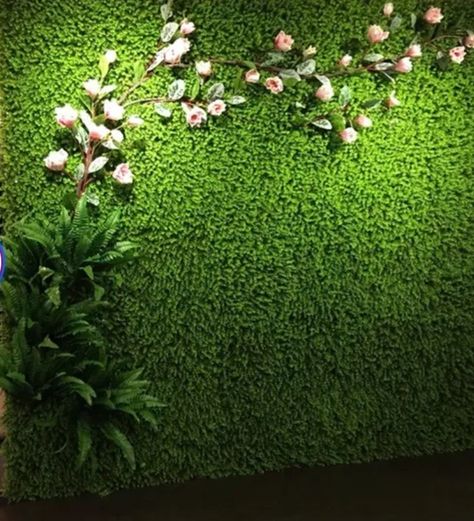 Plant Wall Backdrop, Artificial Grass Front Yard, Grass Front Yard, Artificial Grass Design, Backdrop For Wedding, Asian Products, Grass Design, Wall Green, Wedding Plants