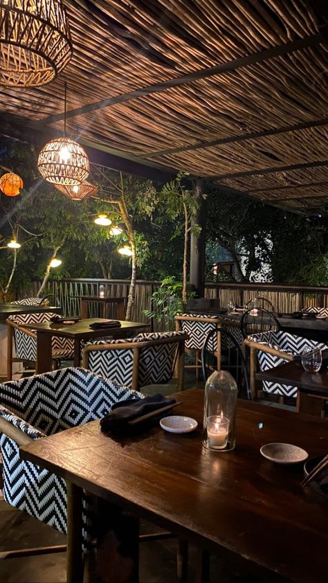 African Restaurant Design, Vigan Philippines, Caribbean Cafe, Bamboo Restaurant, African Restaurant, Garden Rooftop, African Photography, Outdoor Eating Area, Caribbean Restaurant