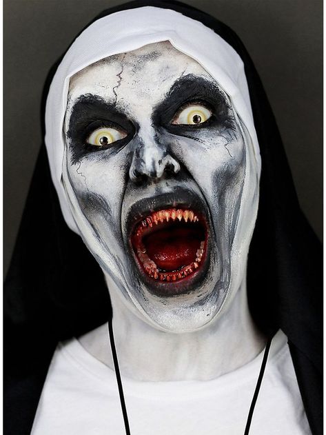 Zombie Make Up Halloween, Ghost Make Up, Scary Nun Makeup, Halloween Makeup Looks Scary, Felix Halloween, Halloween Makeup Creepy, Halloween Scary Makeup, Scary Makeup Looks, Horror Face