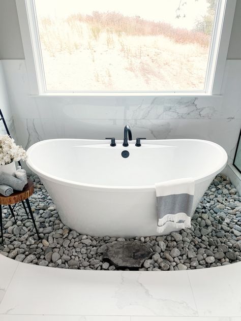 Freestanding tub surrounded by river rock Bathroom with Freestanding tub surrounded by river rock Freestanding tub surrounded by river rock Bathroom with Freestanding tub surrounded by river rock #Freestandingtub #riverrocktub #Bathroom #tub #riverrock Bathroom With Freestanding Tub, Subtle Fall Decor, River Rock Bathroom, River Rock Floor, Rock Bathroom, Modern Farmhouse House Plans, Rock Floor, Farmhouse House Plans, Pretty Bathrooms