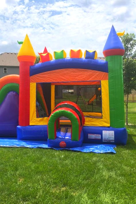 Party Jumpers Bounce Houses, Bounce House For Adults, Indoor Bounce House Business, Indoor Bounce House Party Birthday, Bounce House Aesthetic, Bouncy House Birthday Party, Bounce House Birthday Party Ideas, Birthday Bounce House, Bouncy House Party