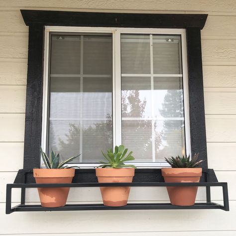 Hanging Window Boxes, Wrought Iron Window Boxes, Metal Window Boxes, Balcony Herb Gardens, Wall Planters Outdoor, Window Construction, Vertical Garden Design, Diy Herb Garden, Small Balcony Garden