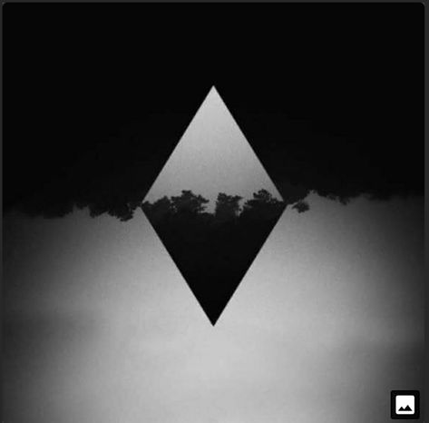 Photoshop Art, Album Art, Aesthetic Photography, Dark Art, A Black, Triangle Tattoo, Photography Inspiration, Aesthetic Wallpapers, Line Art