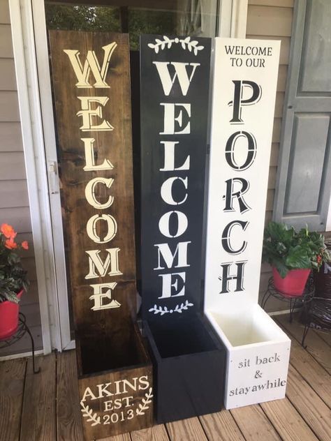 wooden porch sign with planter box for flowers These were made w/ 1”x 12”s 1- 5ft piece and 4- 1ft pieces Planter Box Diy, Door Signs Diy, Wooden Welcome Signs, Front Porch Signs, Porch Welcome Sign, Diy Upcycling, Welcome Signs, Diy Wood Signs, Box Diy