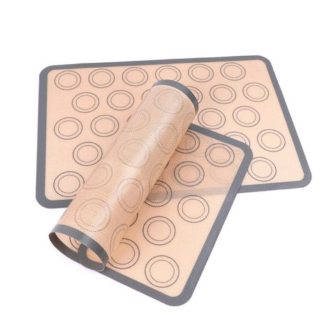 Pastry Mat, How To Make Macarons, Silicone Baking Sheet, Icing Colors, Cake Making, Cooking Supplies, Silicone Mat, Silicone Baking Mat, Baking Mat