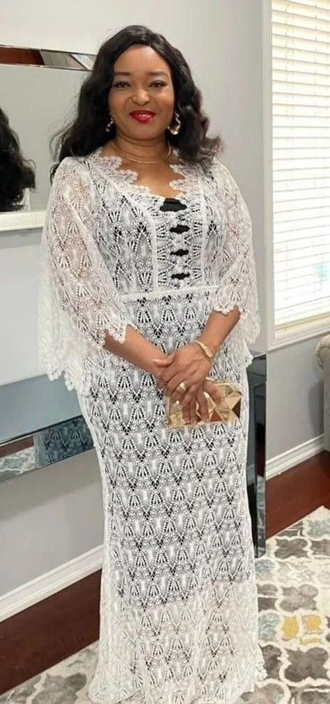 Africa Lace Dress Styles, Cord Lace Gown Styles Nigerian, Dantelle Dresses, Latest Lace Gown Styles, Fall Dress Casual, Casual Fall Dress, Dressed Aesthetic, Lace Dress Outfit, Dress And Sneakers