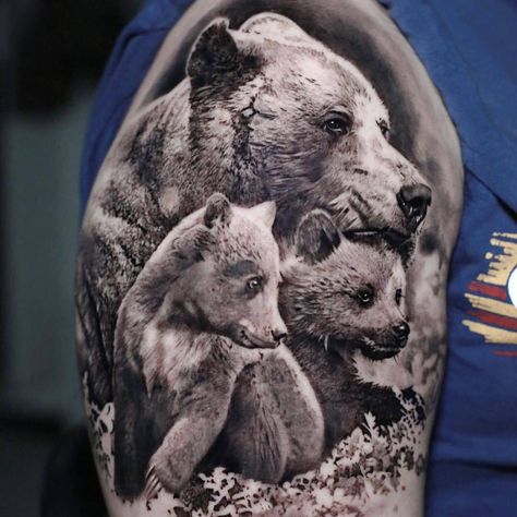 Papa Bear Tattoo, Grizzly Bear Tattoos, Hai Tattoo, Outdoor Tattoo, Black Bears Art, Cubs Tattoo, Bear Tattoo Designs, Wolf Tattoo Sleeve, Girl Face Tattoo