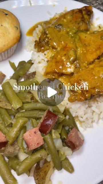 Top Tier 🧝🏼‍♀️ on Instagram: "Smothered chicken 🥹🥹   #explore #cookingideas #smotheredchicken" Sunday Dinner Chicken Recipes, Fried Chicken Meal Ideas, Smothered Chicken Tenderloins, Smothered Wings Chicken Recipes, Smothered Chicken Wings In The Oven, Smothered Chicken Thighs Oven, Smothered Chicken With Gravy Southern, Smothered Chicken In Oven, Baked Chicken Wings Oven With Gravy