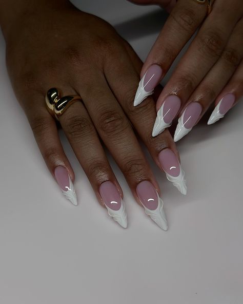 It’s been a 3D year 💅🏾 3d Simple Nail Art, White 3d Nails, Christmas 3d Nails, Black 3d Nails, Easy Nail Art, Best Acrylic Nails, 3d Nails, Black Nails, White Nails