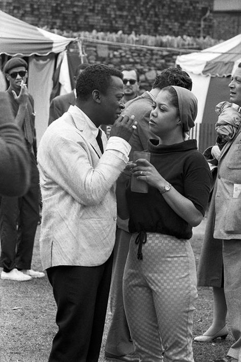 Old Jazz Club, Jazz Band Photography, 1920s Jazz Singer, 1960s Jazz Club, Miles Davis Quintet, Newport Jazz Festival, 20th Century Music, Jazz Artists, Miles Davis