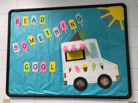 Spring Library Bulletin Boards, August Bulletin Boards, Spring Library, Librarian Ideas, Book Bulletin Board, School Library Bulletin Boards, Welcome Bulletin Boards, Door Bulletin Boards, Preschool Library