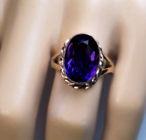 Stunning Ring!!! Siberian Amethyst vintage ring Amythist Stones Ring, Siberian Amethyst, Amethyst Jewelry Ring, Antique Amethyst Ring, Oval Amethyst Ring, Russian Ring, Royal Purple Color, Edwardian Jewelry, Faberge Eggs