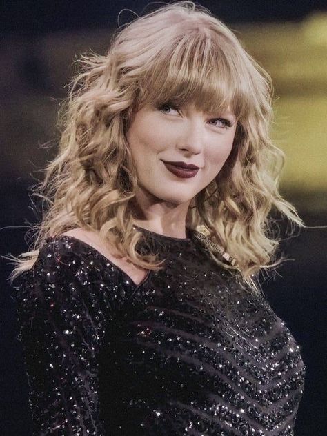 Taylor Swift Fotos, Miss Americana, Taylor Songs, Blonde Cat, Estilo Taylor Swift, Taylor Swift Hair, Taylor Swift Wallpaper, Long Live Taylor Swift, Live Taylor