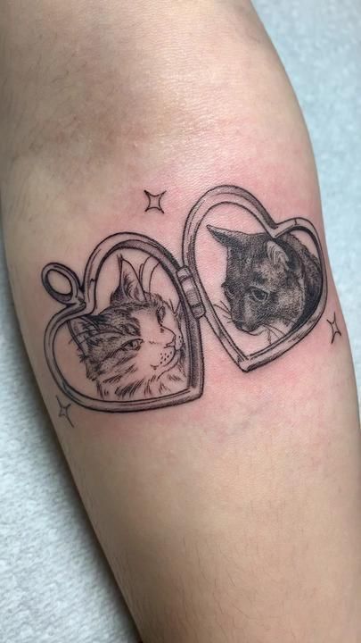 Family Tattoos, Charli Xcx Tattoo, 505 Tattoo, Below Knee Tattoo, Aesthetic Tattoo Ideas, Locket Tattoos, Pola Tato, Cute Tiny Tattoos, Dream Tattoos