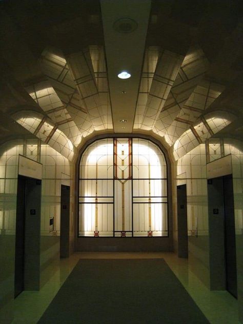 Art Deco Lobby, Arte Art Deco, Art Deco Arch, Deco Interiors, Art Deco Shapes, Art Deco Inspiration, Streamline Moderne, Art Deco Decor, Deco Architecture