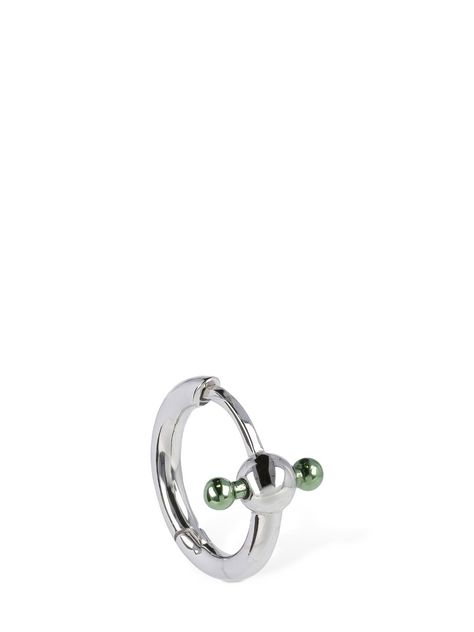 Find Eera 18kt Gold Mini Piercing on Editorialist. 18kt White gold and color-varnished white gold: 2.3gr. Logo detail. Post back closure Streetwear Men, Jewelry Fashion Trends, White Earrings, Jewelry Inspo, Accessories Necklace, Bling Bling, Designer Earrings, Jewelry Ideas, Cuff Bracelet