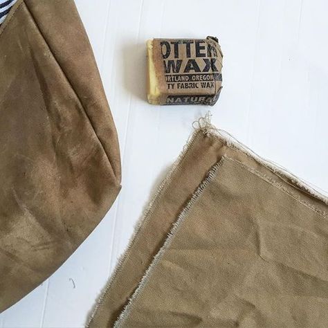 Waxed Canvas Diy, Vintage Canvas Bags, Canvas Bag Diy, Wax Canvas, Waxed Canvas Bag, Diy Wax, Canvas Diy, Canvas Pants, Sewing Fabrics