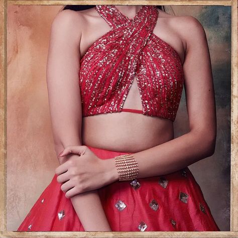 50+ Blouse Neck Design For Brides in Wedding Season-WeddingWire Cold Shoulder Blouse Designs, Basic Blouse Designs, Vani Vats, Backless Blouse Designs, Lehenga Blouse Designs, New Blouse Designs, Blouse Designs Indian, Trendy Blouse, Unique Blouse Designs