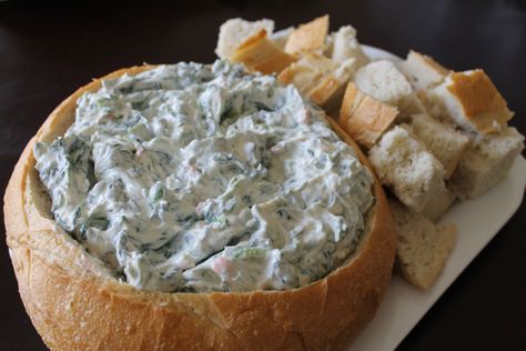 Guilt-Free Spinach Dip - Low Cal, Low Fat, High Protein!! Low Fat High Protein, Fat Foods, Spinach Dip, Bread Bowls, No Calorie Foods, Low Fat Recipes, Low Cal, Dip Recipes, Low Calorie Recipes