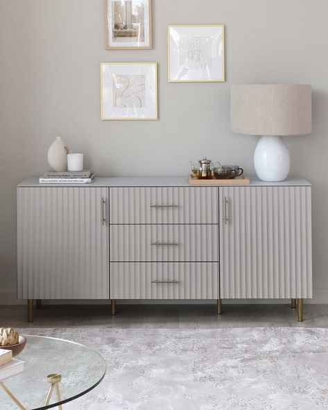 Dark Wood Tv Stand, Dark Wood Sideboard, Grey Sideboard, Home Interior Accessories, Shelf Decor Living Room, Sideboard Grey, Living Room Design Inspiration, Grey Decor, Drawer Liners