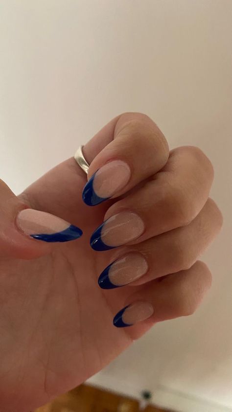 Blue French With Design, Cute Easy Almond Nail Designs, Simple Nails 1 Color, All One Color Nails, Short Black Almond Nails Designs, Minimalistic Summer Nails, Blue Nails For Graduation, Gel X Nails Simple, Midnight Blue French Tip Nails